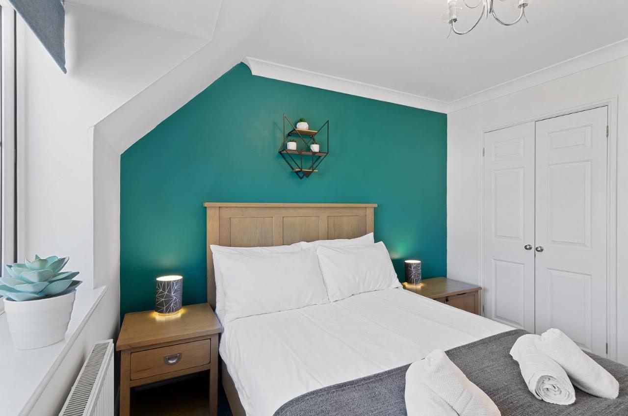 Вилла 4Br Townhouse Wbalcony Free Parking Fast Wi-Fi Норвич Экстерьер фото